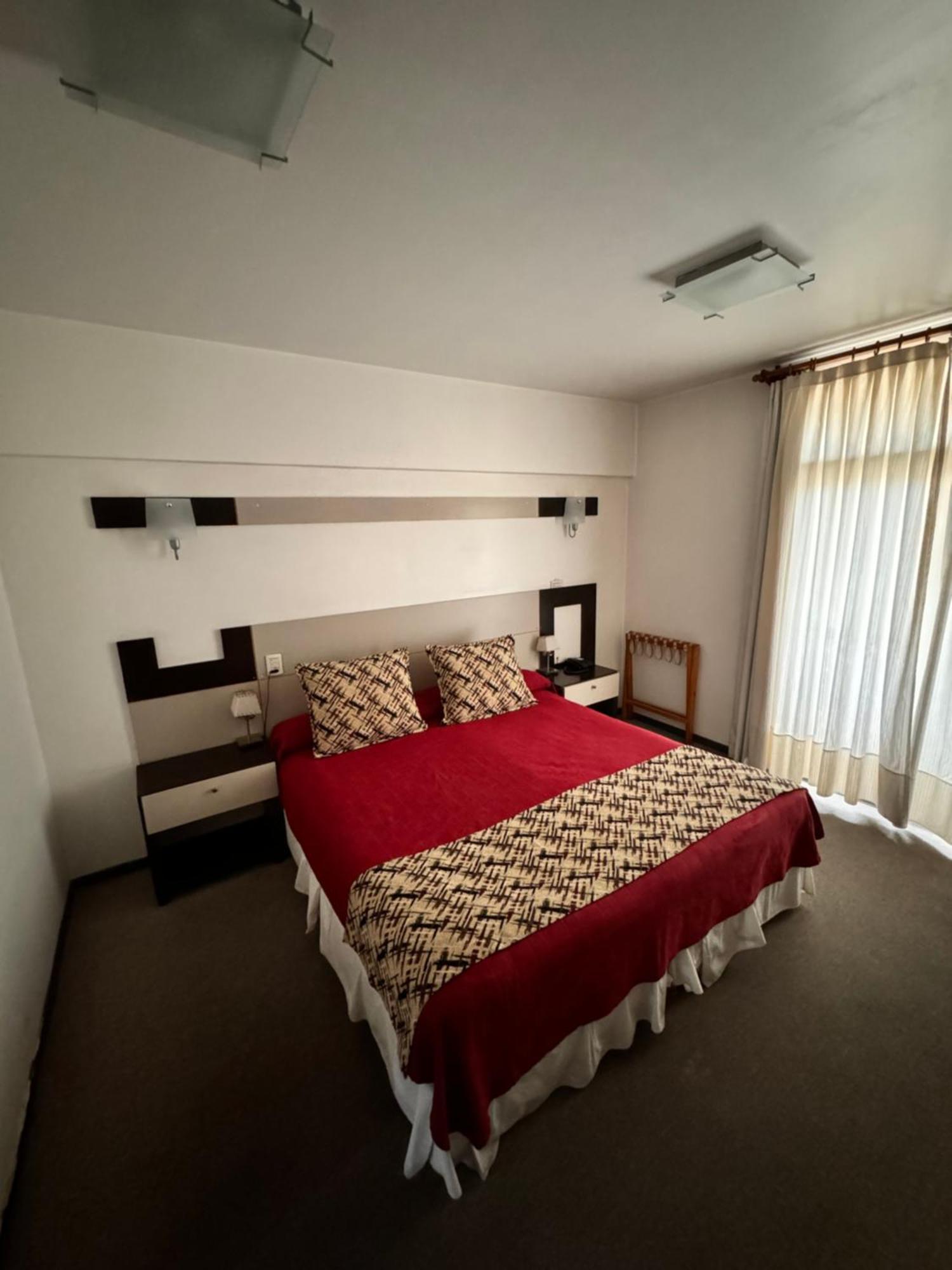 Hotel Nuevo Mundo à San Rafael  Extérieur photo