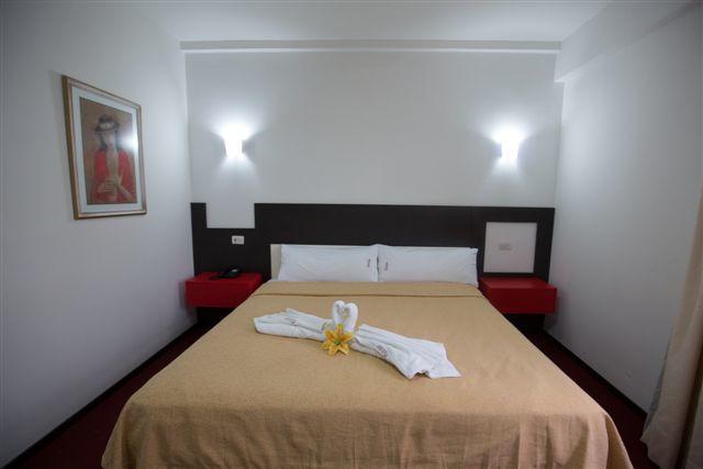 Hotel Nuevo Mundo à San Rafael  Extérieur photo