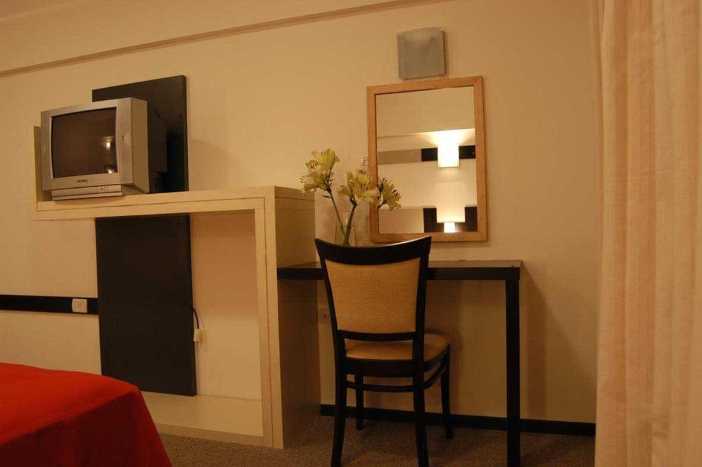 Hotel Nuevo Mundo à San Rafael  Extérieur photo